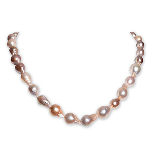 Baroque Pearl necklace in shades of Pink