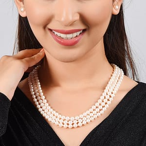 Three layer pearl Necklace